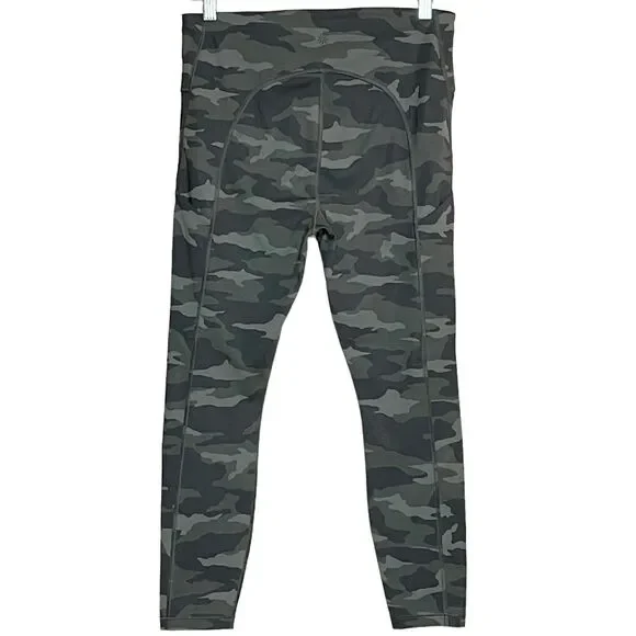 Athleta Ultimate 7/8 Tights High Waist Camo Leggings Stash Pockets Size M - Picture 2 of 10